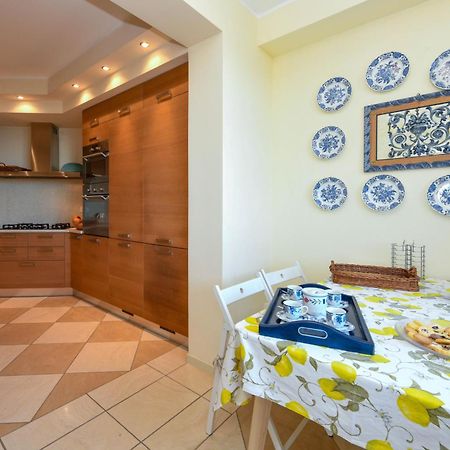 Villa Mirador - Myitalyhome Garda Padenghe sul Garda Esterno foto